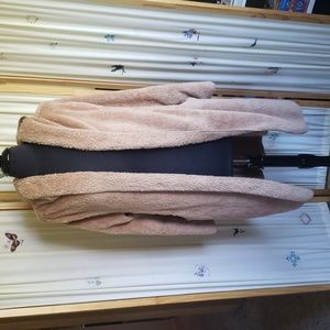 Hyfve Hyfve Hyfve teddy jacket with hood large